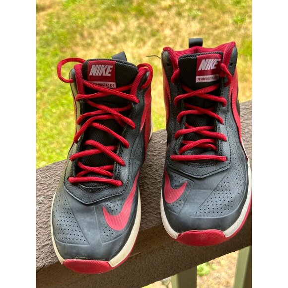 Nike Team Hustle D7 Sneakers Basketball Kids Shoes Youth Training Sports School - Picture 5 of 16